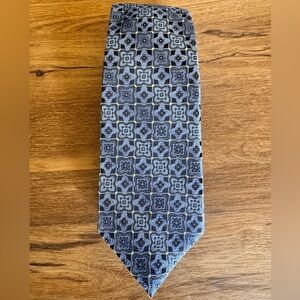 Pronto Uomo Geometric Blue and Black Tie 100% Silk Hand Made
